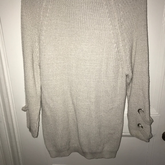 Lace up sweater - Picture 2 of 2